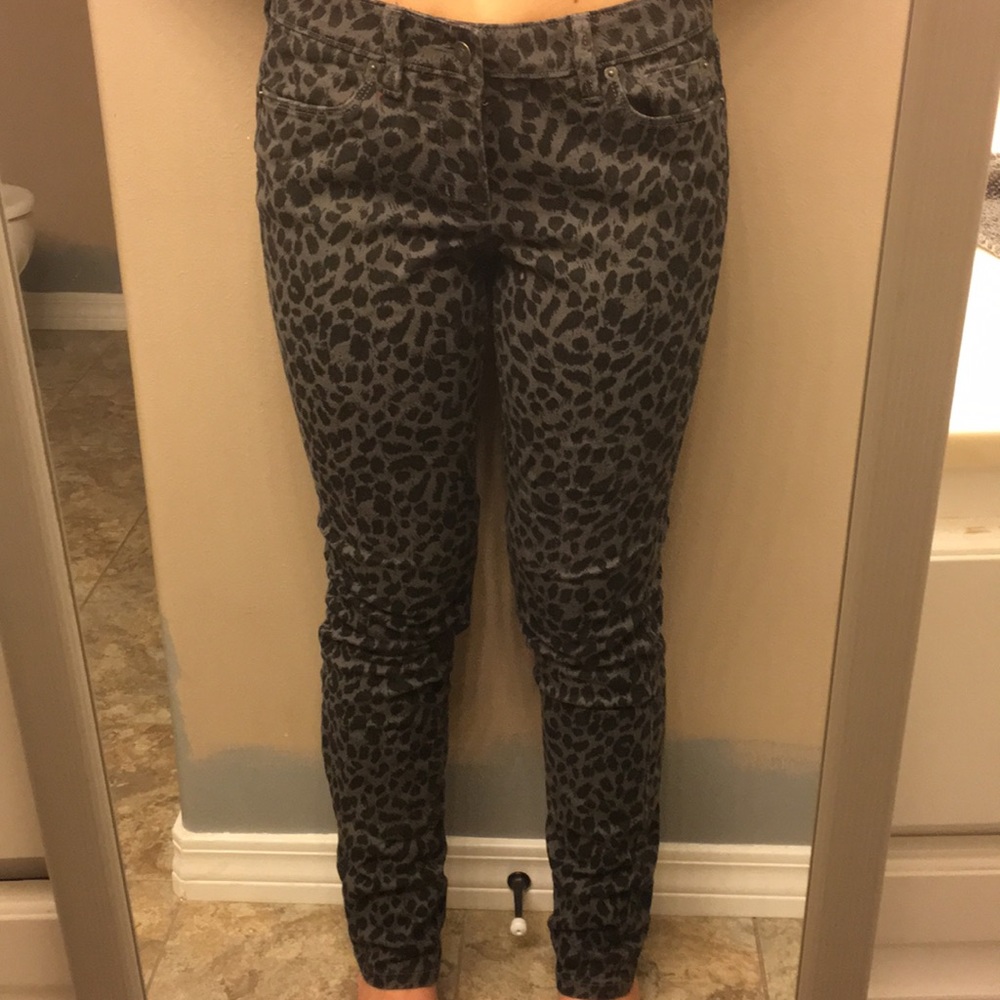 Ann Taylor Loft black leopard jeans